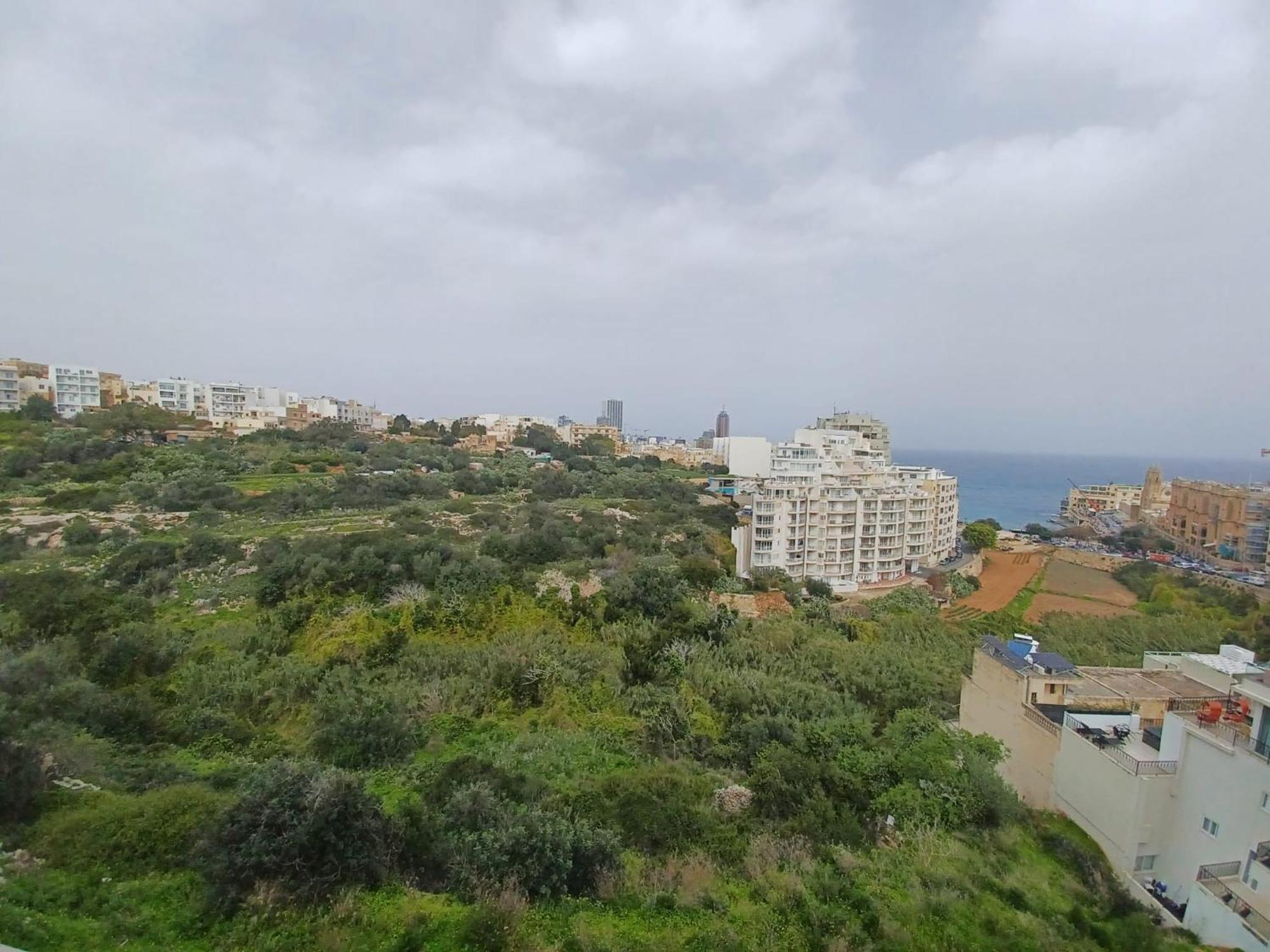 Spectacular Distant Seaview Apt Sliema Exteriér fotografie