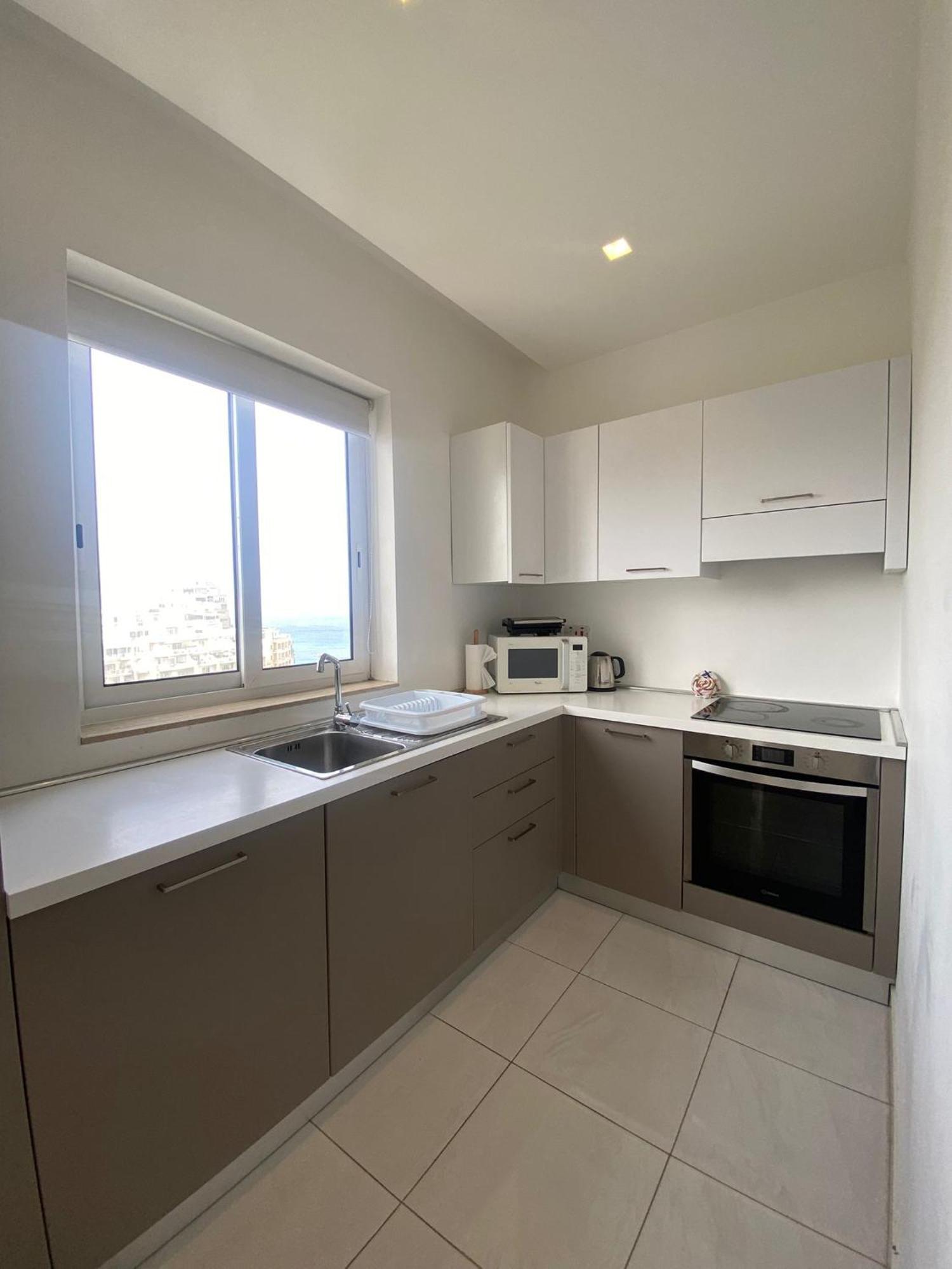 Spectacular Distant Seaview Apt Sliema Exteriér fotografie